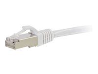 C2G Cat5e Booted Shielded (STP) Network Patch Cable - Koblingskabel - RJ-45 (hann) til RJ-45 (hann) - 3 m - STP - CAT 5e - formstøpt - hvit 83882